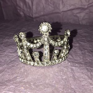 Crystal crown bracelet